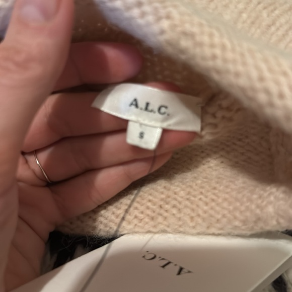 A.L.C sweater women’s ruby alpaca oversized funnel neck size S - Picture 4 of 5